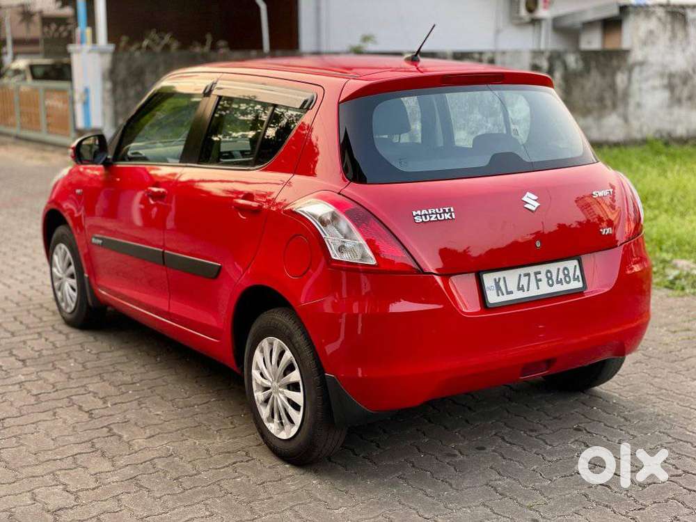 Maruti Suzuki Swift Vxi, 2016, Petrol