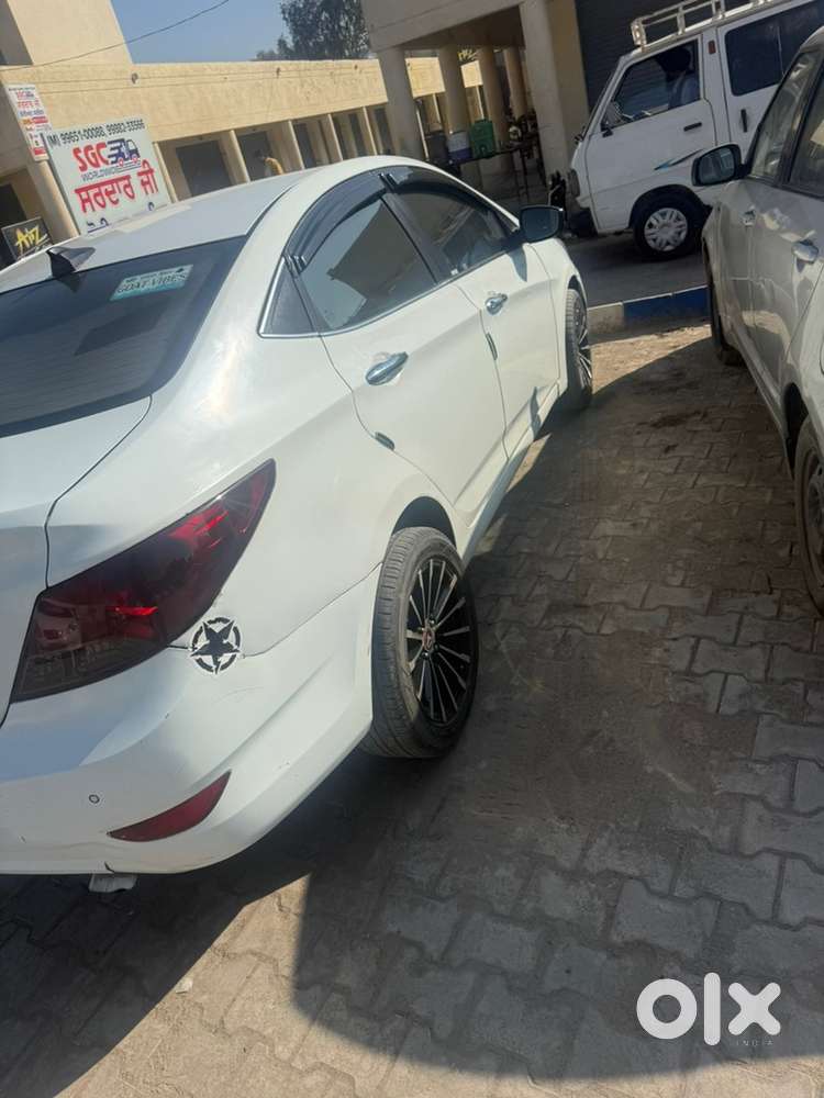 Hyundai Verna 2013 Diesel 176000 Km Driven