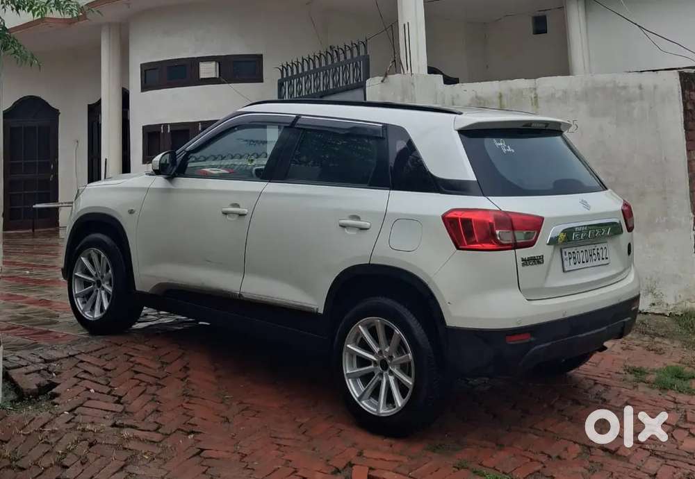 2017 Maruti Suzuki Brezza Lxi