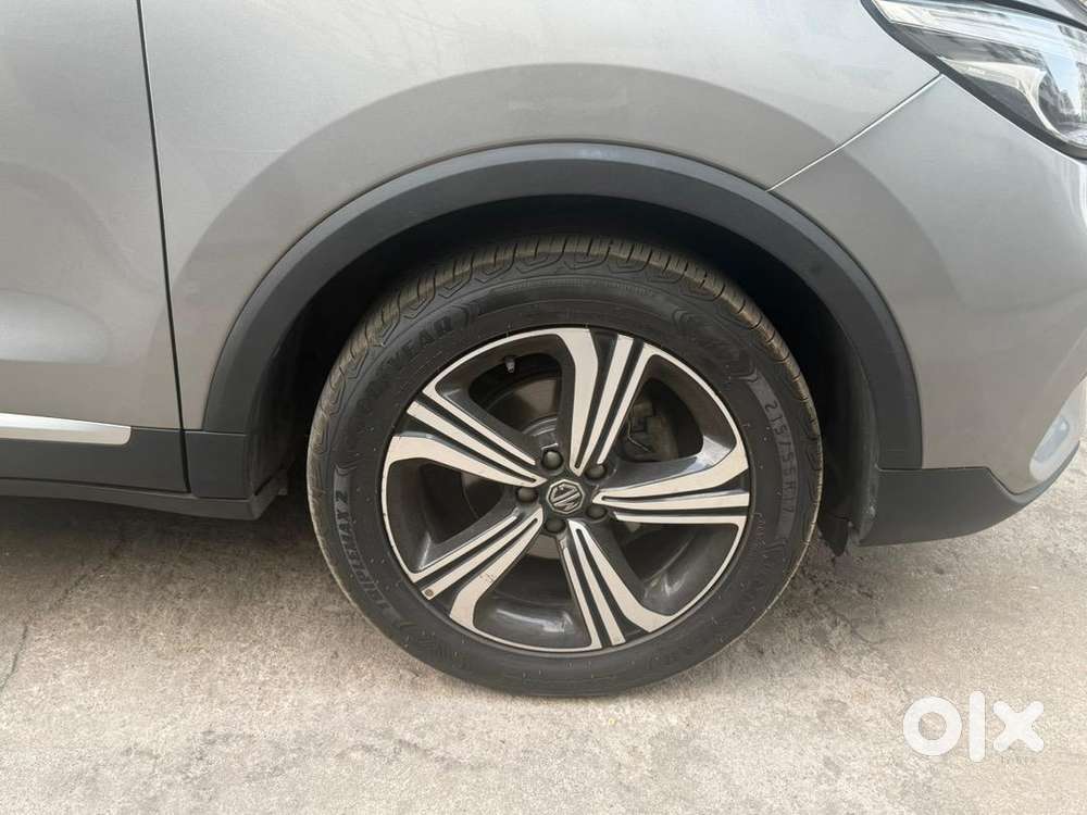 Mg Petrol Car 2023