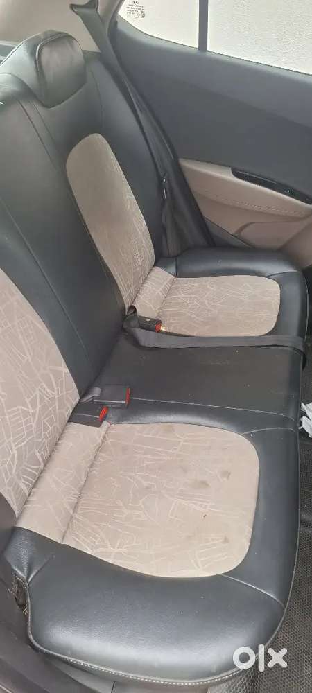 Hyundai Grand I10 Sportz Petrol 2017 For Urgent Sales