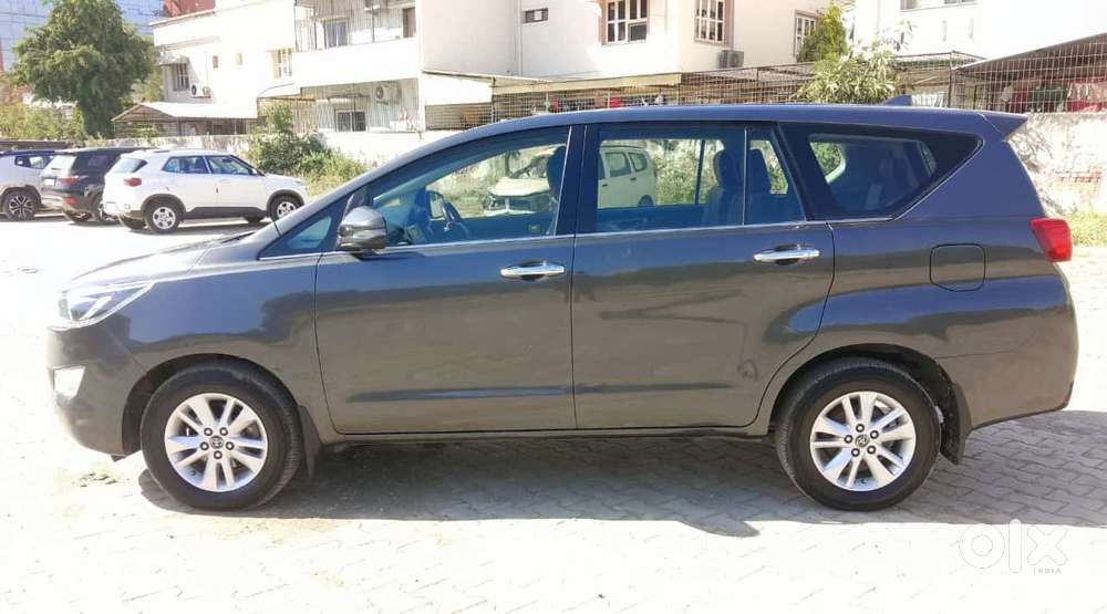 Toyota Innova Crysta 2.4 Vx Mt, 2019, Diesel