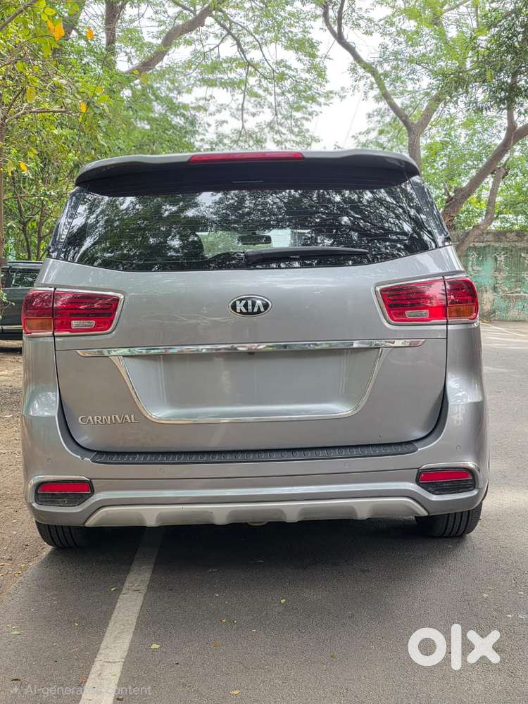 Kia Carnival Premium, 2020, Diesel