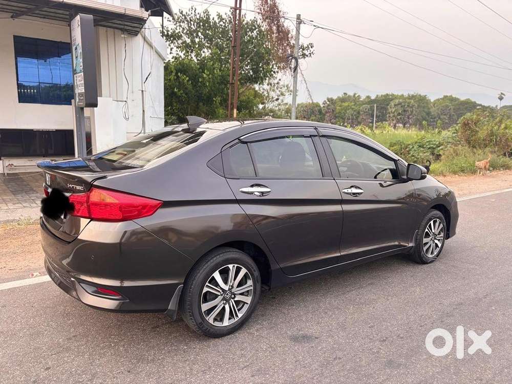 Honda City V Manual Less Used