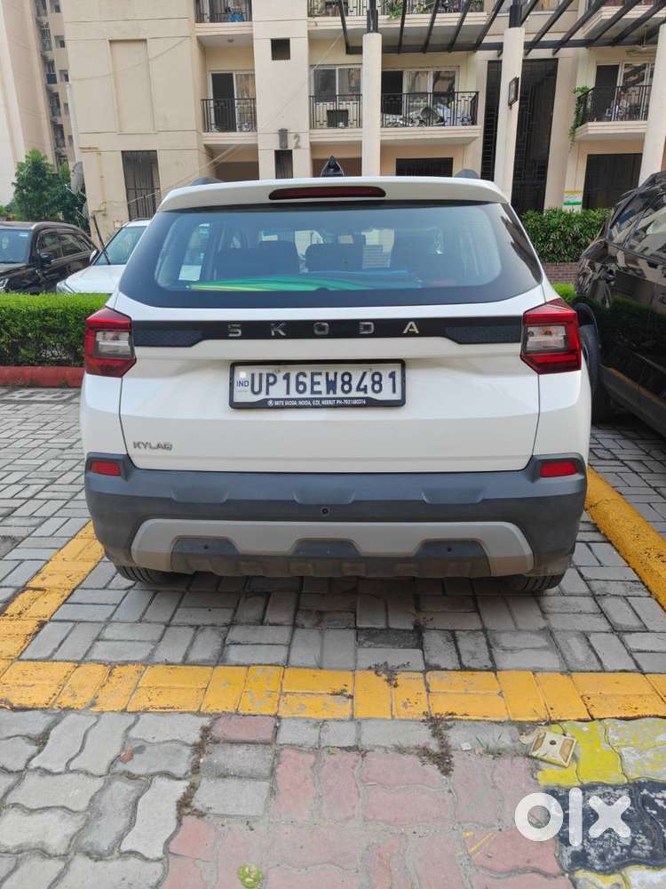 Skoda Kylaq Signature Automatic 2025