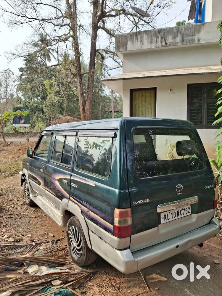 Toyota Qualis 2002 Diesel 17400km A/c, Power Staering, Power Window