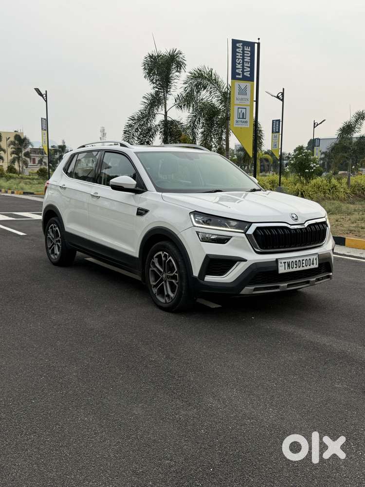 Skoda Kushaq 1.0 Tsi Style, 2023, Petrol