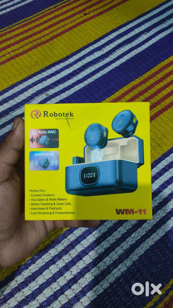 Wireless mic for contain creator