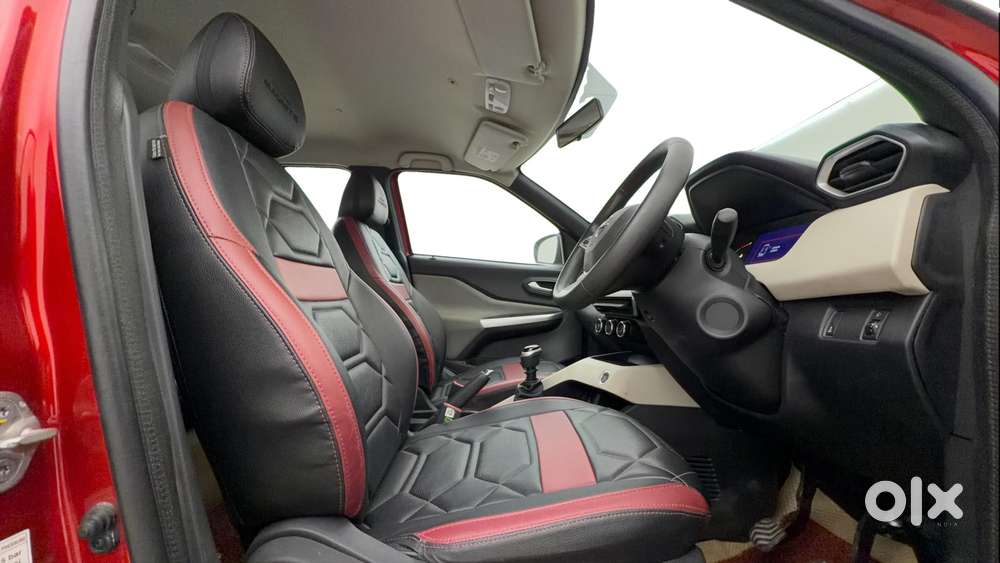 Nissan Magnite 1.0 Xv, 2023, Petrol