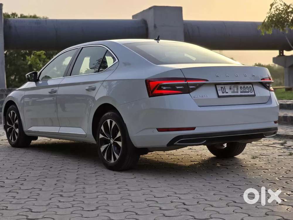 Skoda Superb 2.0 L&k Tsi At, 2021, Petrol
