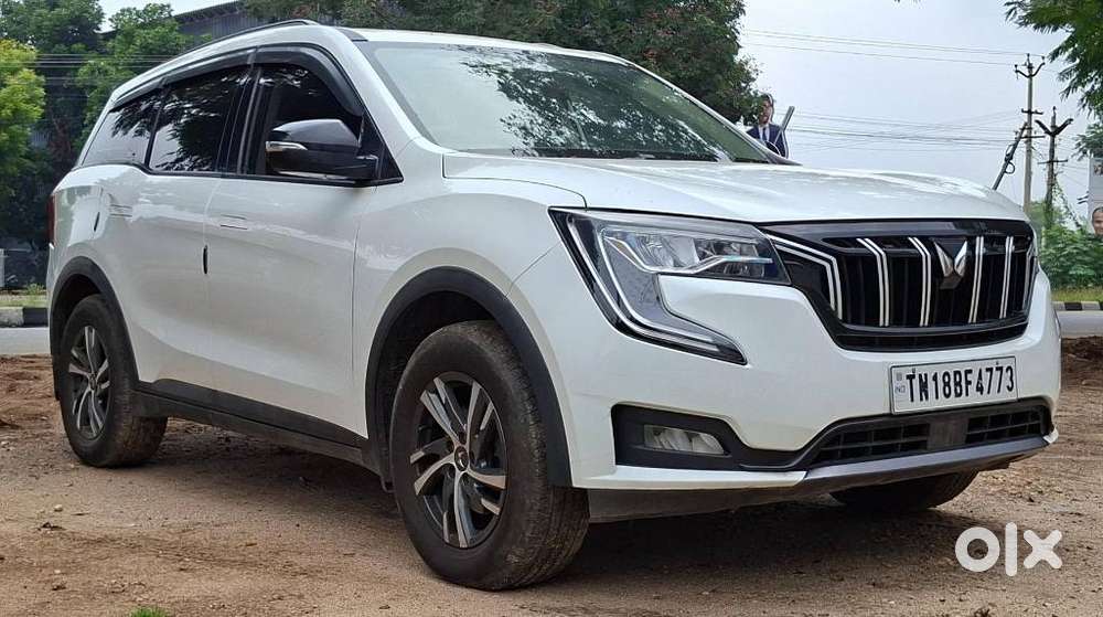 Mahindra Xuv700 2.0 Ax 5 Petrol Mt 7 Str, 2022, Petrol