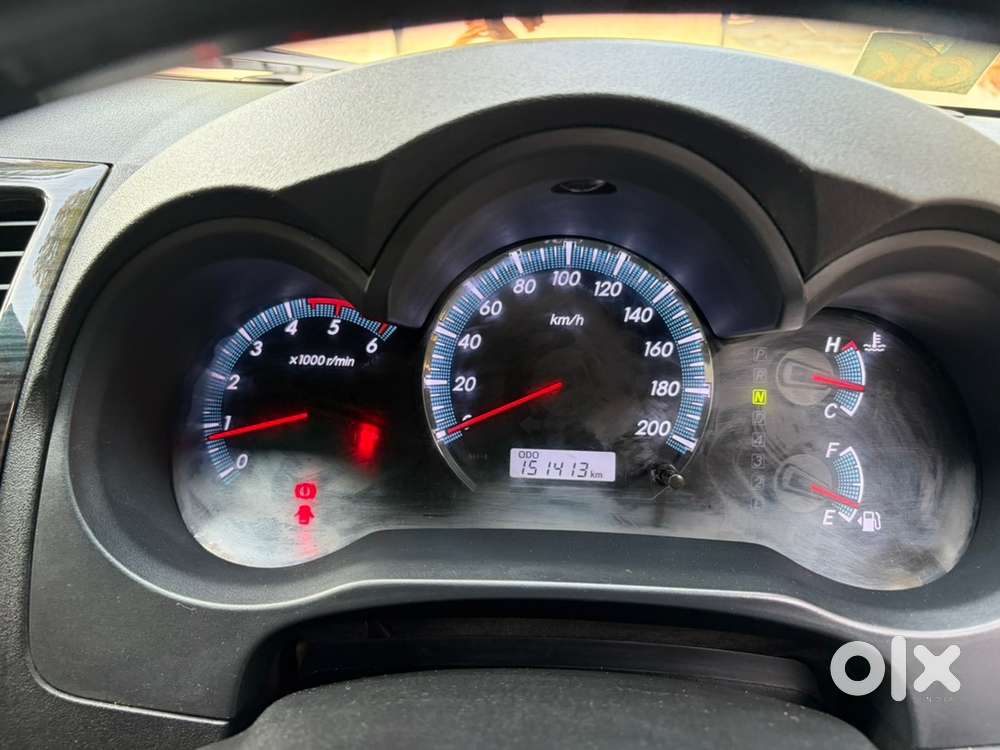 Toyota Fortuner Diesel 2014 At