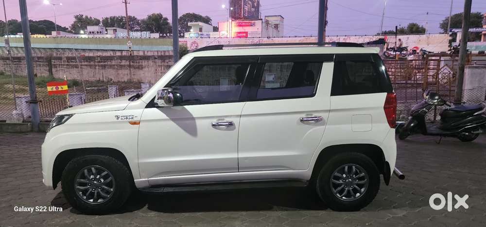 Mahindra Tuv 300 T10, 2018, Diesel