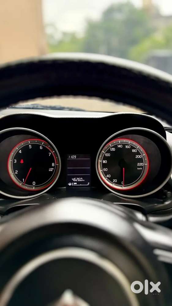 Maruti Suzuki Swift Vxi, 2024, Petrol