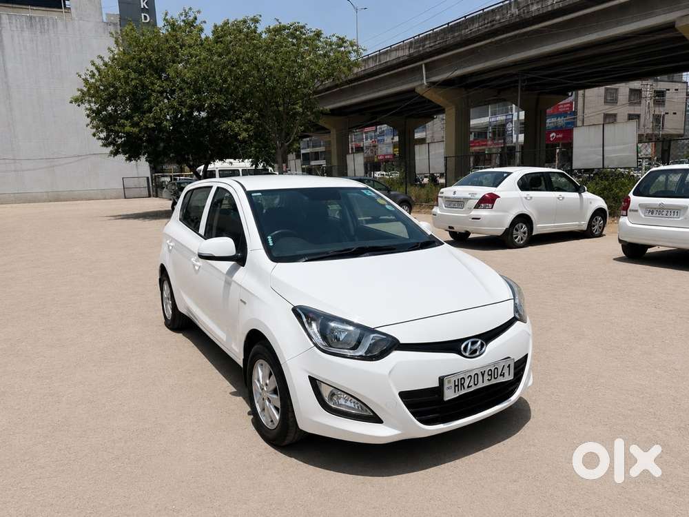 Hyundai I20 Sportz Opt 2012 Petrol