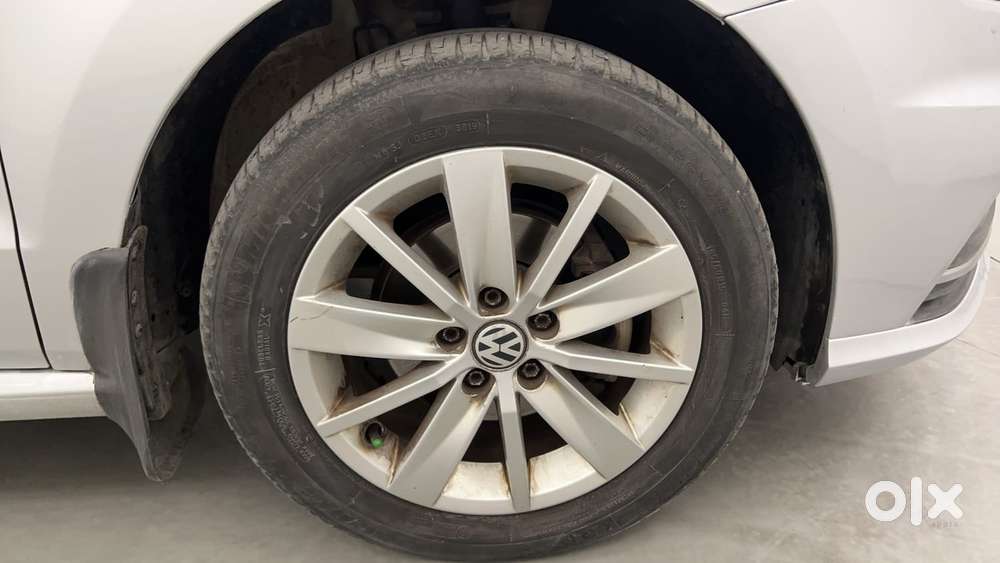 Volkswagen Ameo 1.2 Mpi Highline 16 Alloy, 2016, Petrol