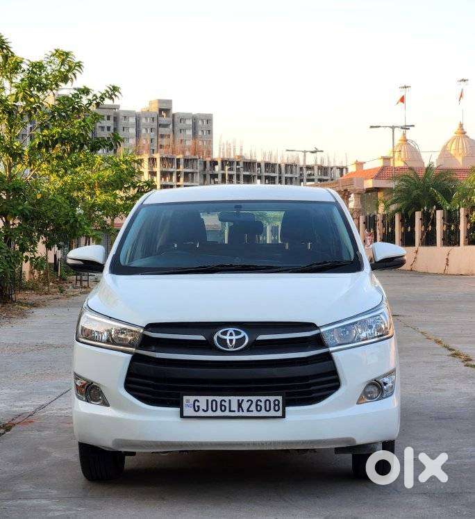 Toyota Innova 2.5 Gx 8 Str Bs-iii, 2018, Diesel