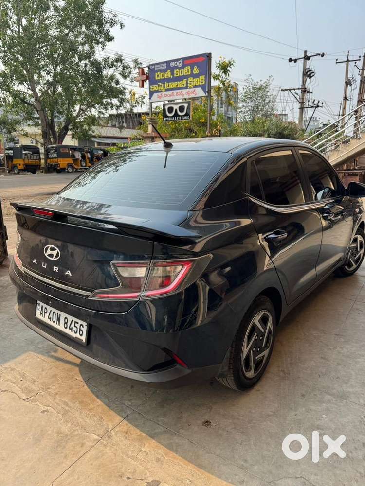 Hyundai Aura 2023 Petrol Well Maintained