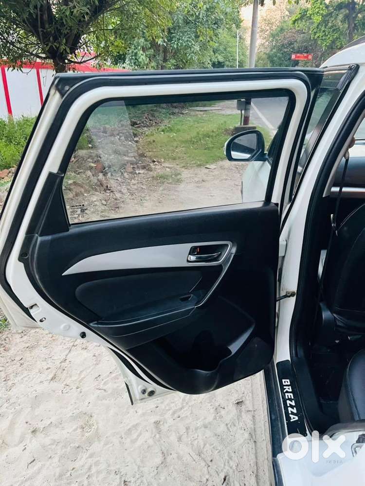 Maruti Suzuki Vitara Brezza 2020 Petrol Well Maintained