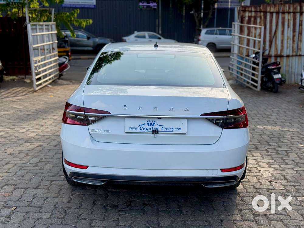 Skoda Superb 2.0 L&k Tsi At, 2021, Petrol