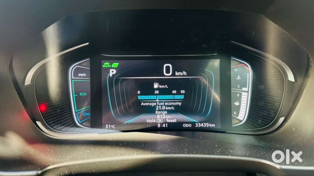 Toyota Urban Cruiser 2023 V Hybrid