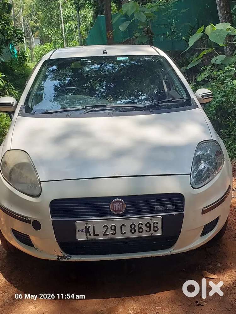 Fiat Grande Punto 2011 Diesel 140000 Km Driven