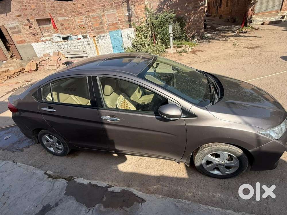 Honda City 2015 Diesel Well Maintained