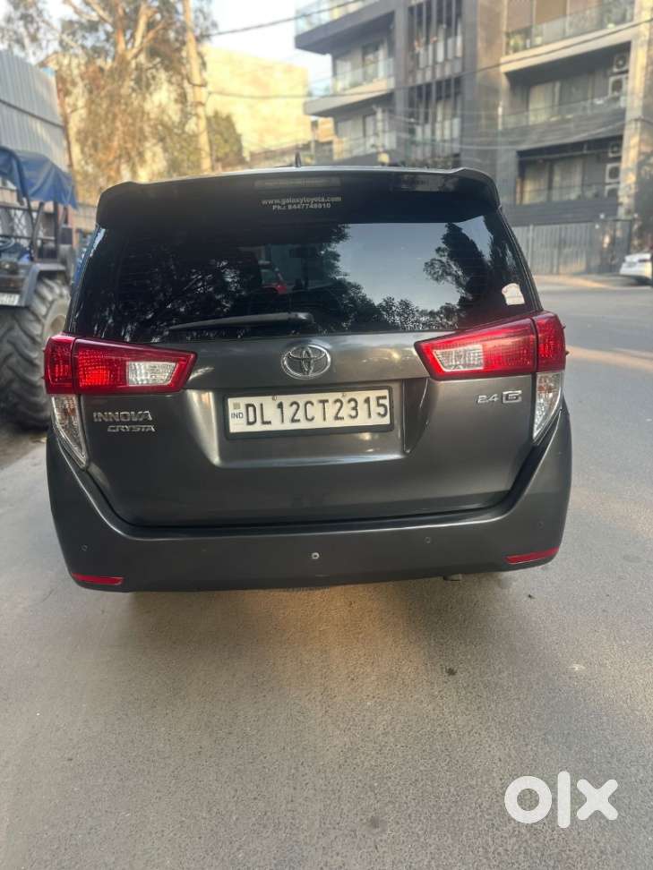 Toyota Innova Crysta