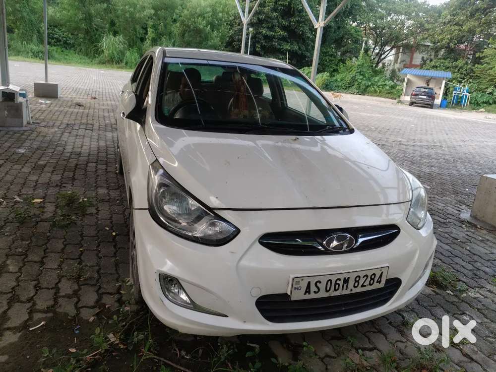Hyundai New Verna 2013 Manual
