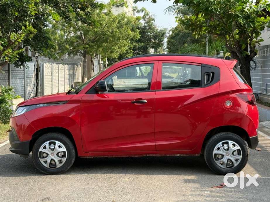Mahindra Kuv 100 Mahindra-kuv-100-d75-k2-plus, 2017, Petrol