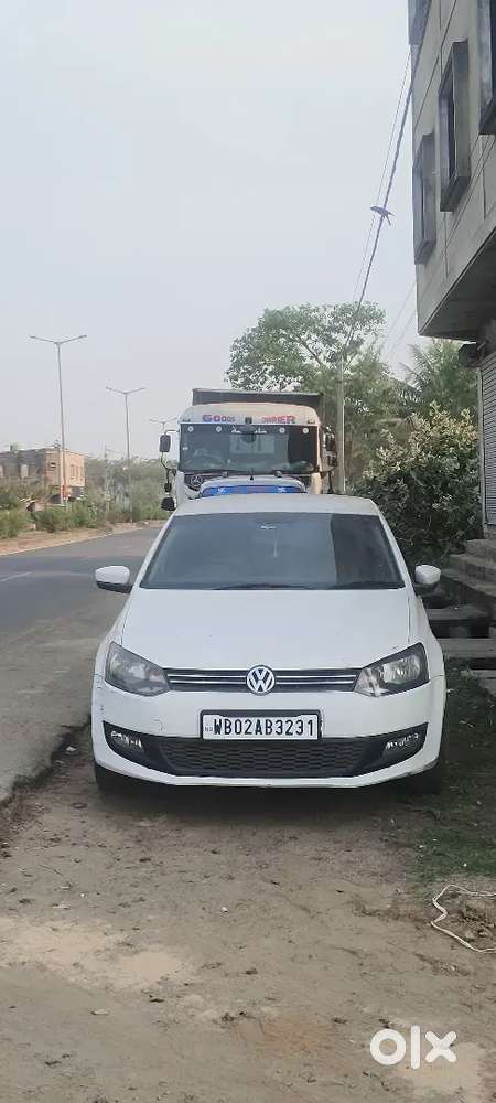 Volkswagen Polo 2012 Diesel 83000 Km Driven 
2k Music System