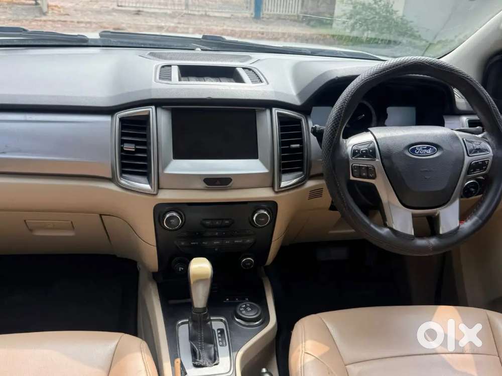 Ford Endeavour Titanium 4x4 2016