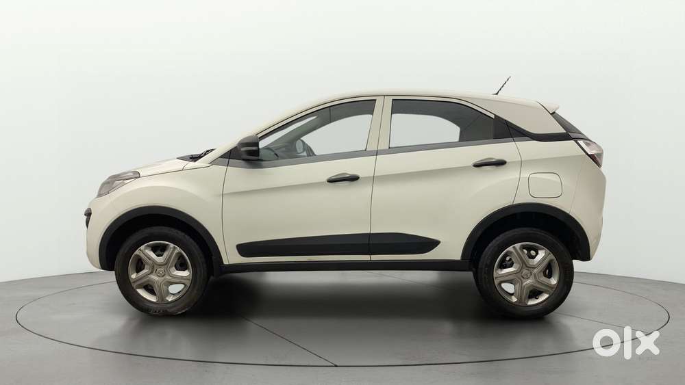 Tata Nexon 1.2 Revotron Xma, 2019, Petrol