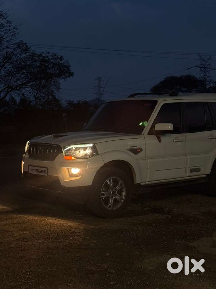 Mahindra Scorpio 2015 Diesel Well Maintained
