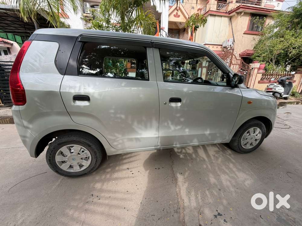 New 2022 Wagonr Lxi Cng Gray Colour – Only 77 Km