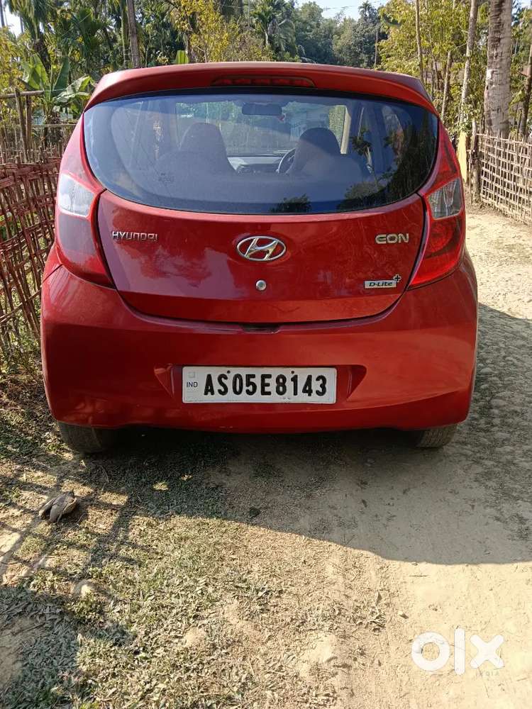 Hyundai Eon 2013 Petrol Well Maintained.
