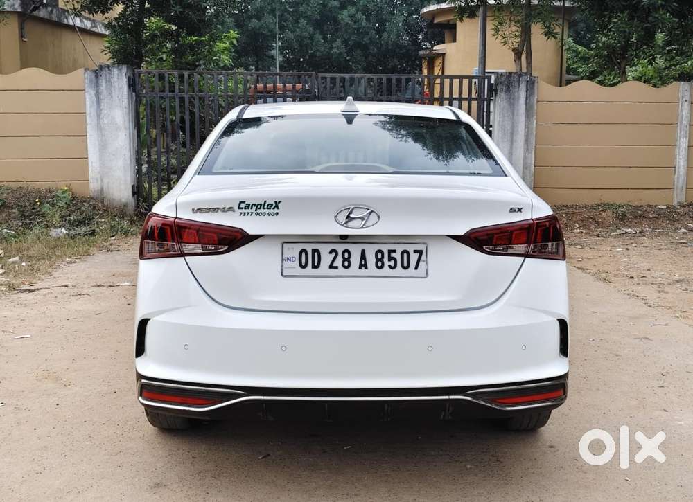 Hyundai Verna 1.5 Sx Petrol Mt, 2021, Petrol