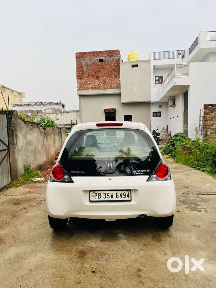 Honda Brio Vx Mt, 2015, Petrol