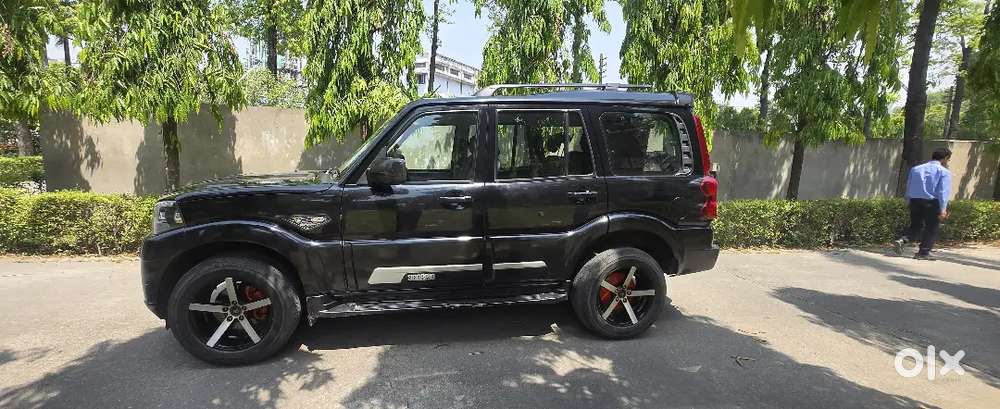 Mahindra Scorpio Classic 2022 Diesel Well Maintained