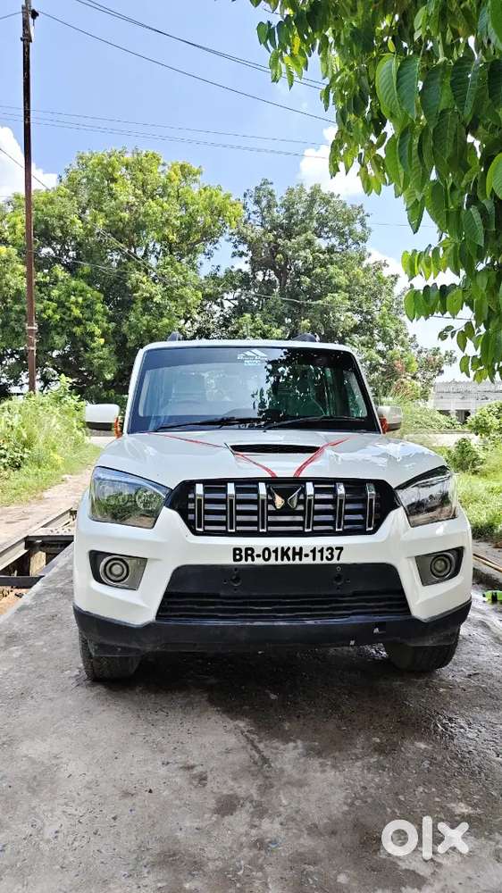 Mahindra Scorpio S5 2018 Diesel Manual