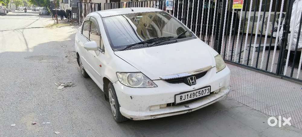 Honda City Zx Petrol 2005