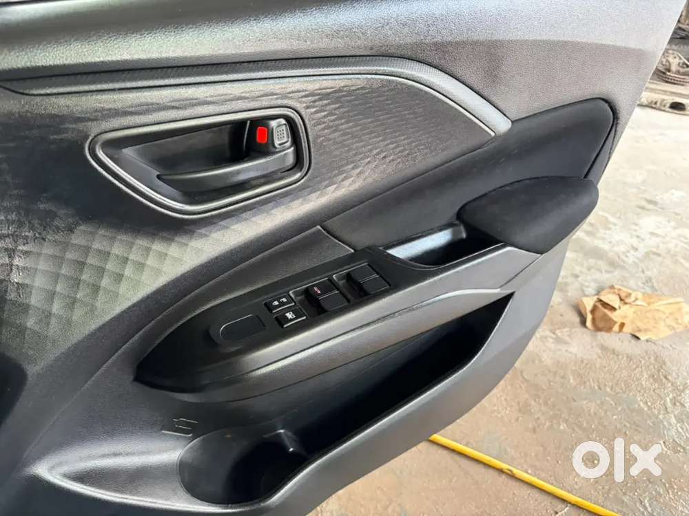 Maruti Suzuki Swift Lxi Petrol Manual 2024