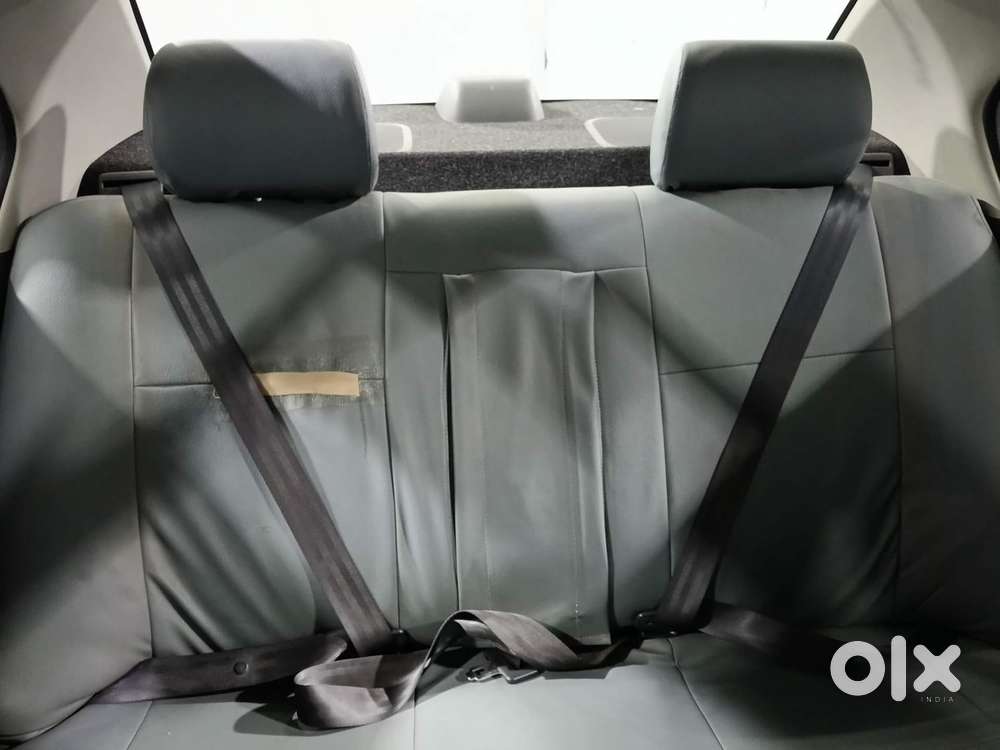 Maruti Suzuki Swift Dzire 1.2 Vxi Bsiv, 2011, Petrol