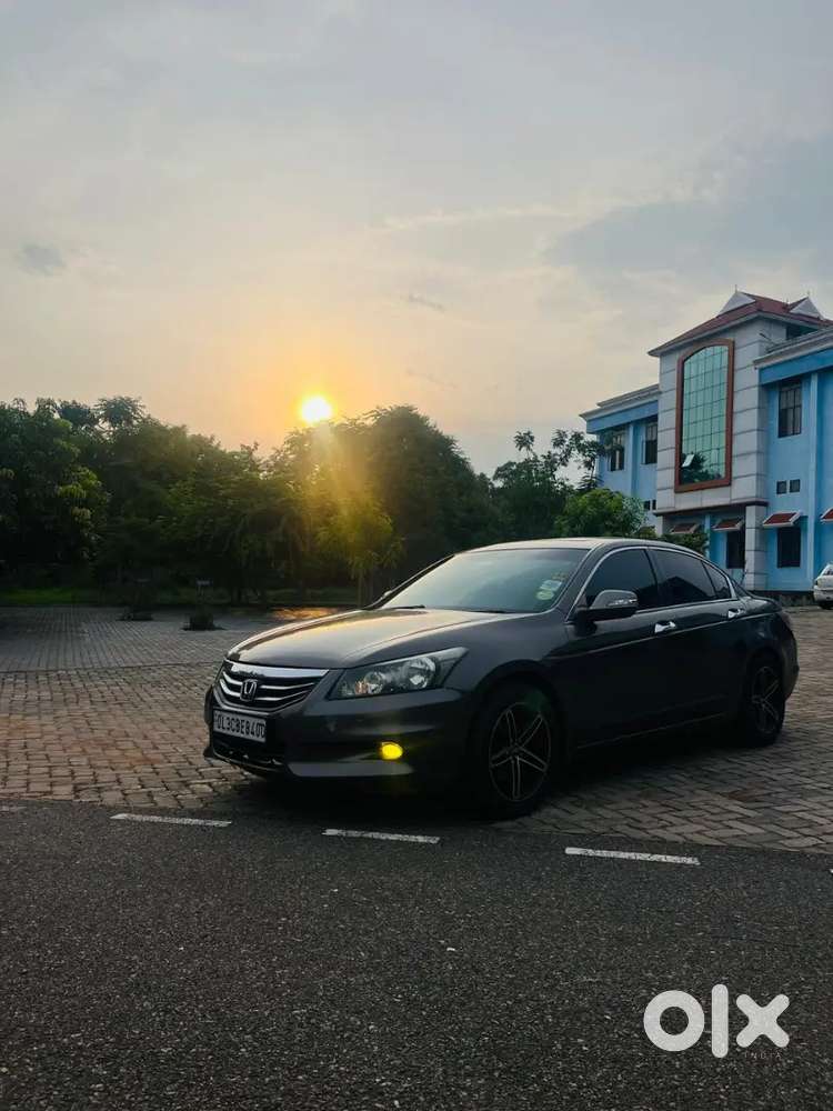 Honda Accord 2013 Petrol 93000 Km Driven