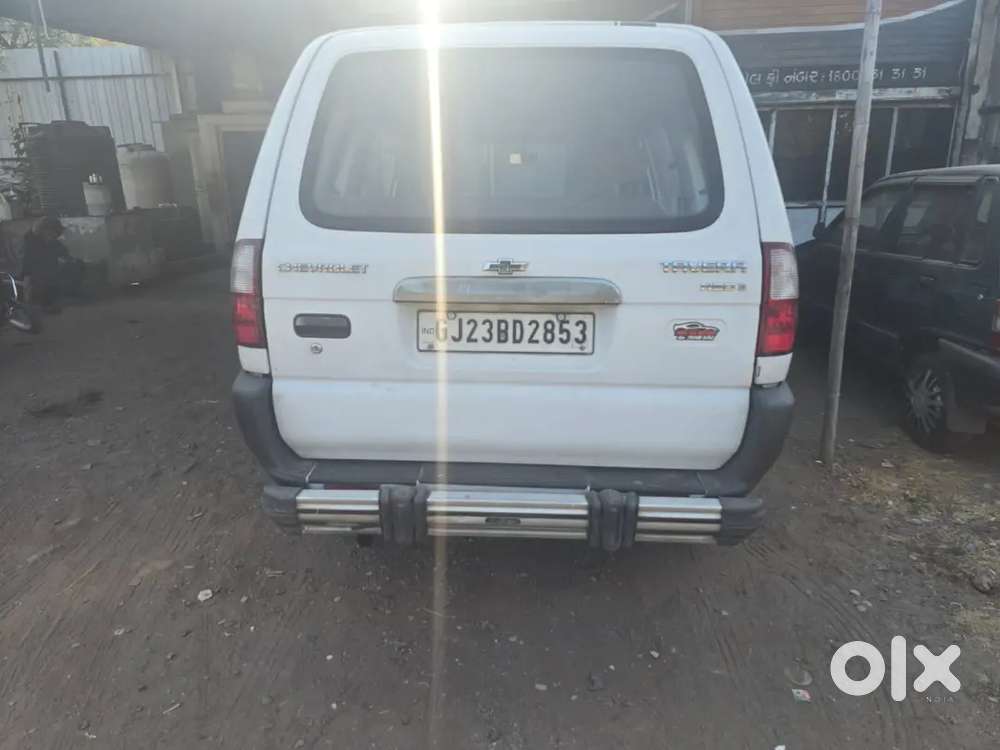 Tavera Car