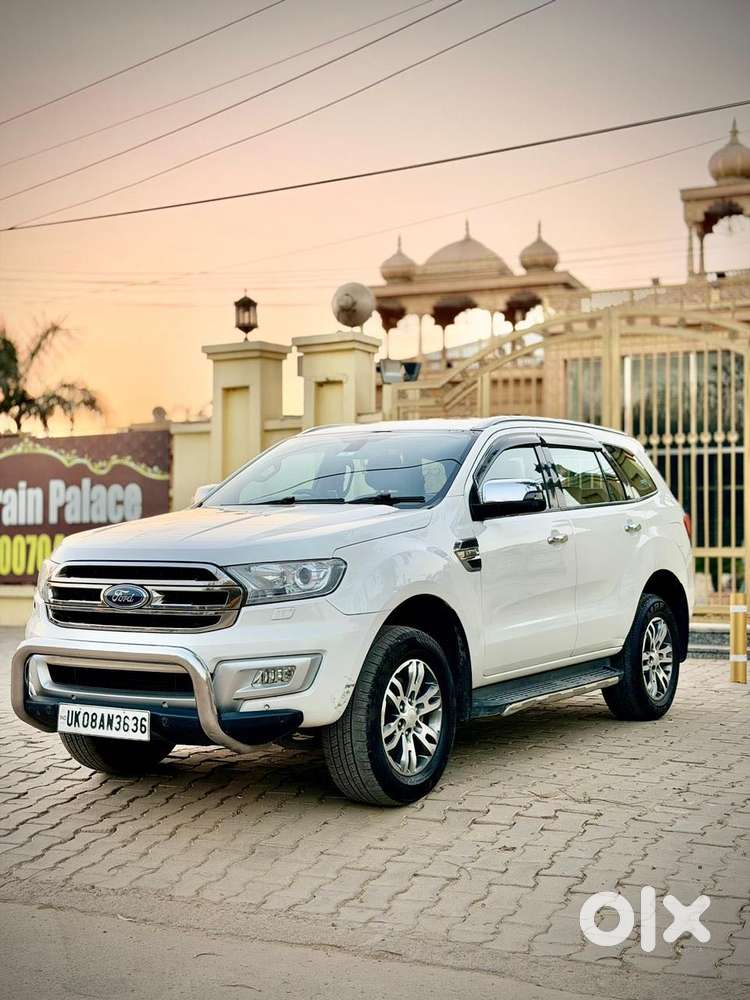 Ford Endeavour 3.2 Titanium At 4x4, 2017, Diesel