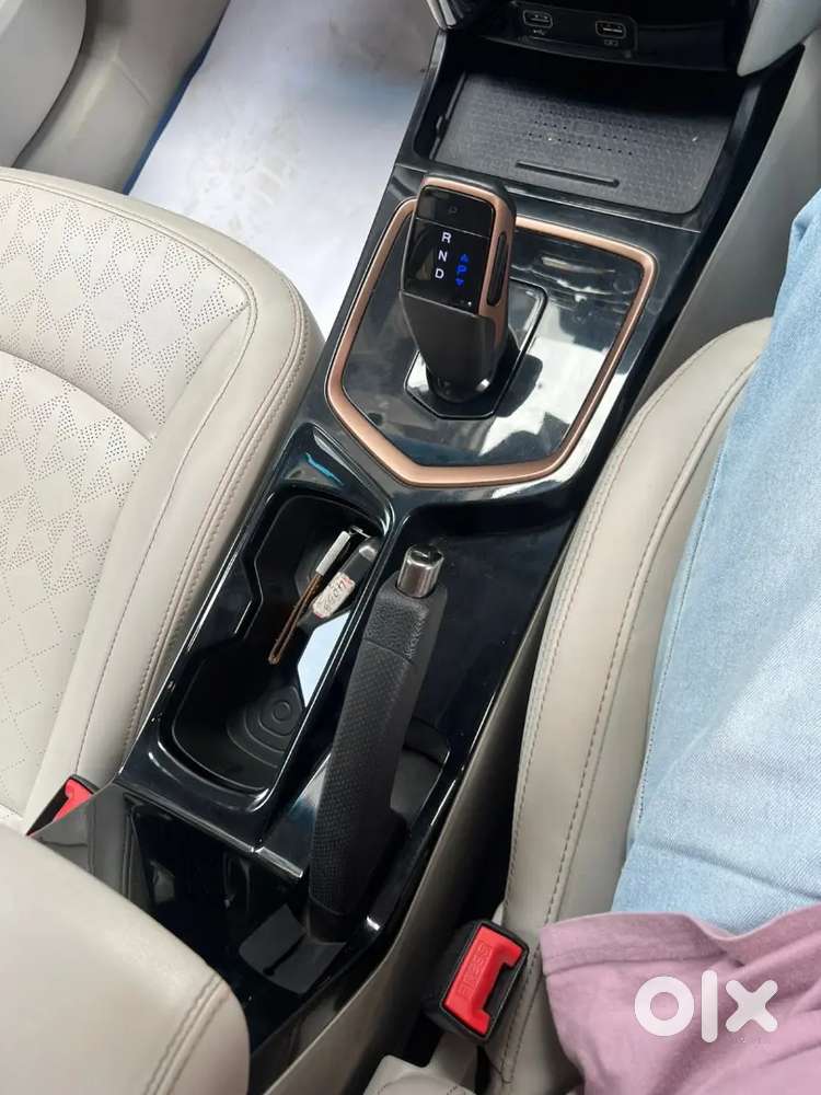 Mahindra Xuv400 Ev 2024 Automatic