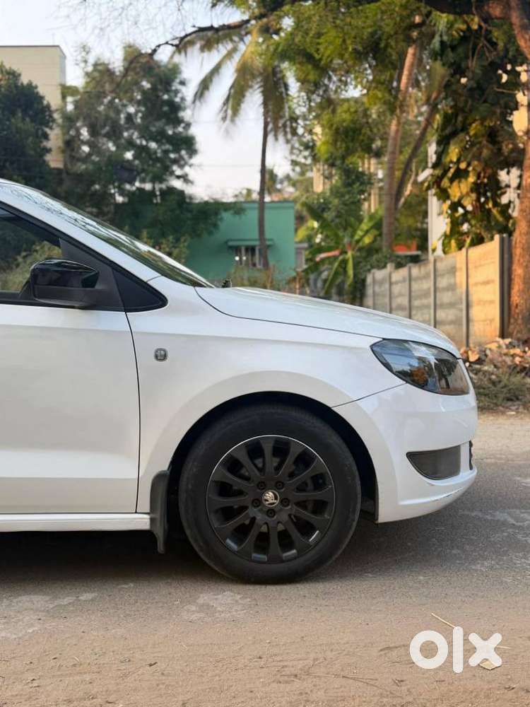 Skoda Rapid 2013-2016 1.5 Tdi At Elegance, 2015, Diesel