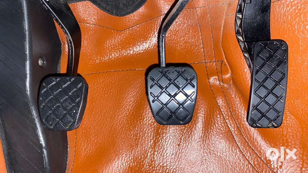 Skoda Kushaq 1.0 Tsi Ambition, 2022, Petrol