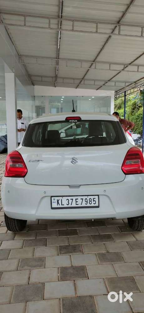 Maruti Suzuki Swift Vxi, 2021, Petrol